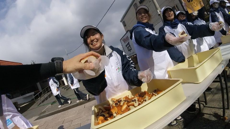 808_10193787b0061cce77f9a683021f4a896cdd60ea0045eb7a6ec44c54d29ed402