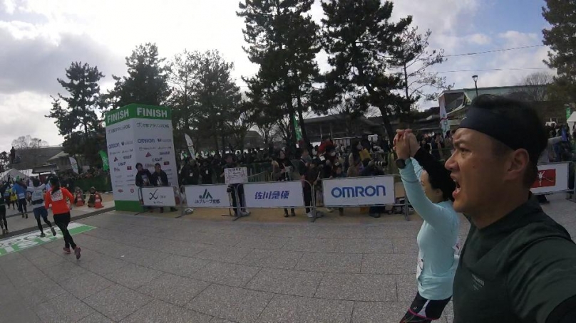 808_103c1a209a3b131df84fca92ccb88e481d7f7abc18fcb43975065399b0d1e48e